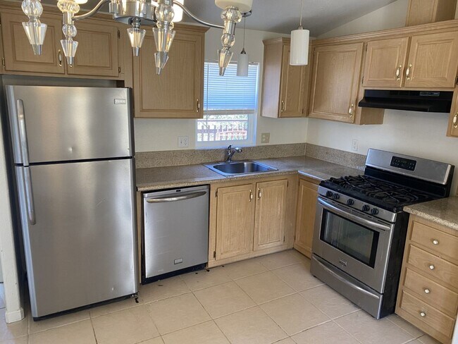 Building Photo - Beautiful, Home on Acreage in Valley Springs!