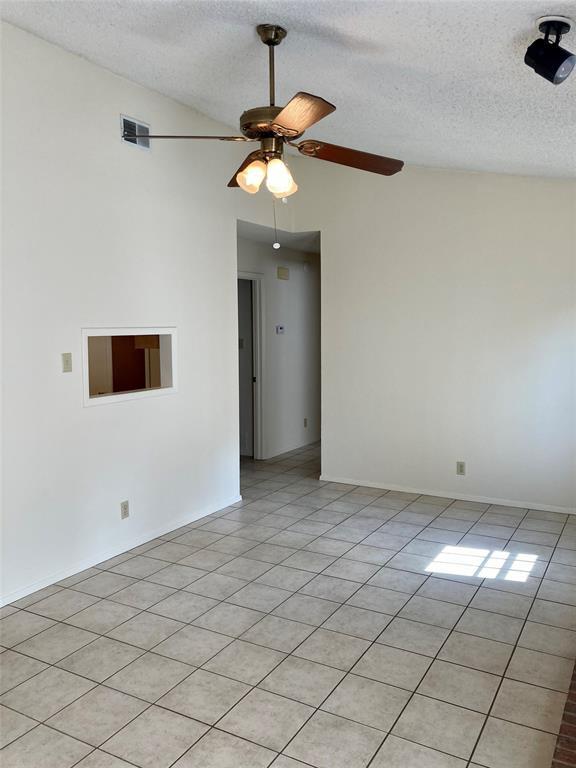 Foto del edificio - 2006 Courtney St