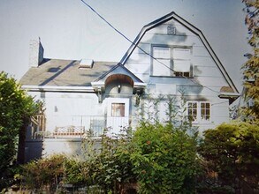 Building Photo - 7611 15th Ave NE