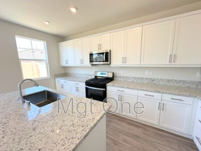 Building Photo - 26819 Colorado Dr