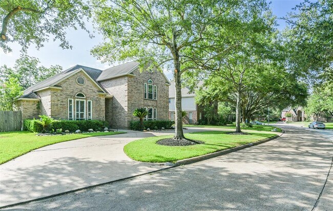 Foto del edificio - 1718 Raven Oak Ct