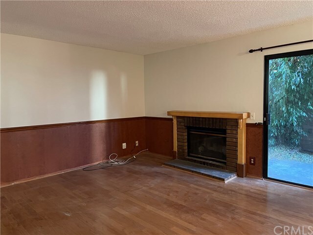 Building Photo - 1110 Strawberry Ln
