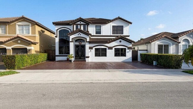 Building Photo - 15350 SW 11th St