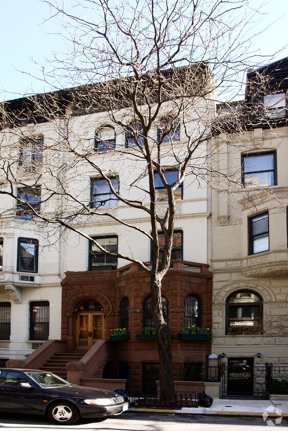 Primary Photo - 135 W 80th St