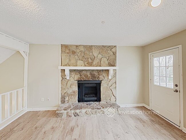 Building Photo - 2414 Sawmill Rd
