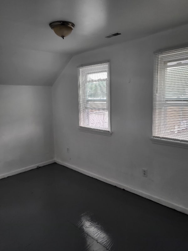 Building Photo - 257 Whitney Pl