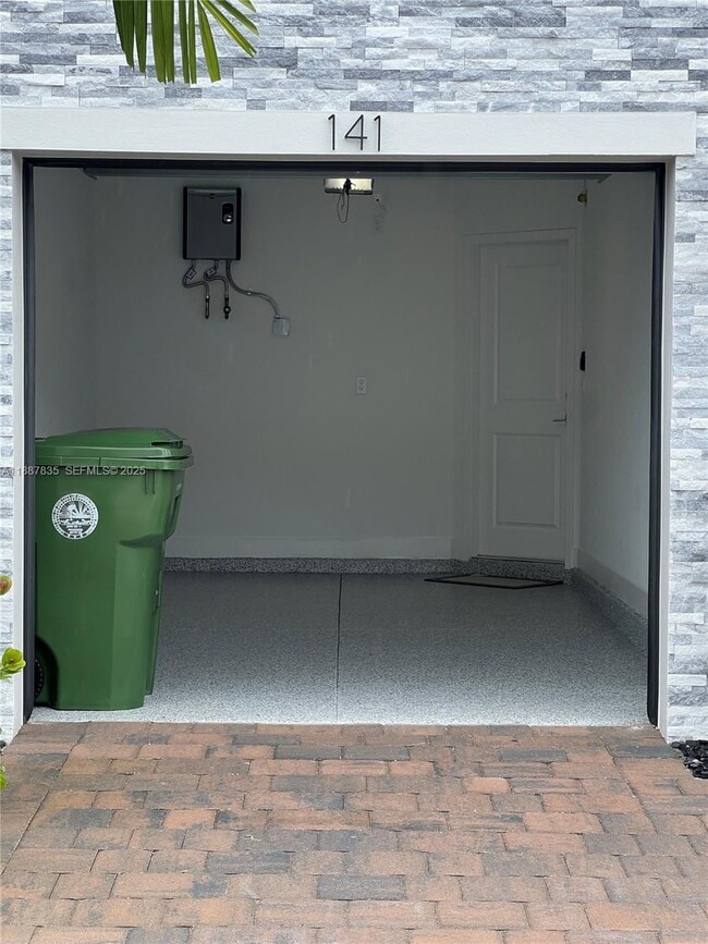 Foto del edificio - 141 SW 171st Ave