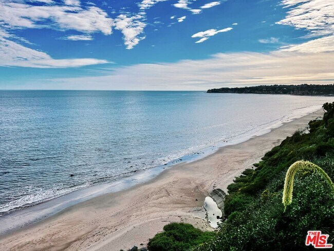 Foto del edificio - 27500 Pacific Coast Hwy