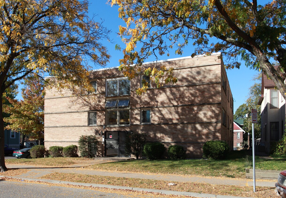 Foto del edificio - 3254 Bloomington Ave S