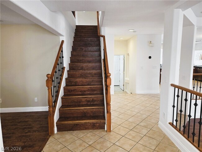 Building Photo - 10885 Fintry Hills St