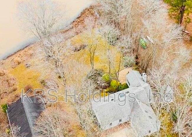 Photo - 487 Westwood Rd House