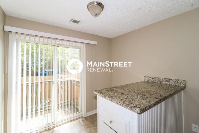 Building Photo - 3 Bedroom Pet-Friendly Home in Memphis, TN...