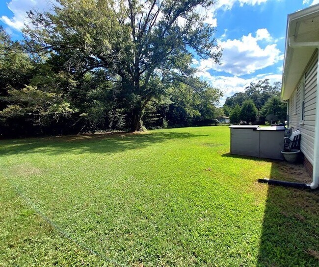 Building Photo - 2 Bedroom House in West Pelzer