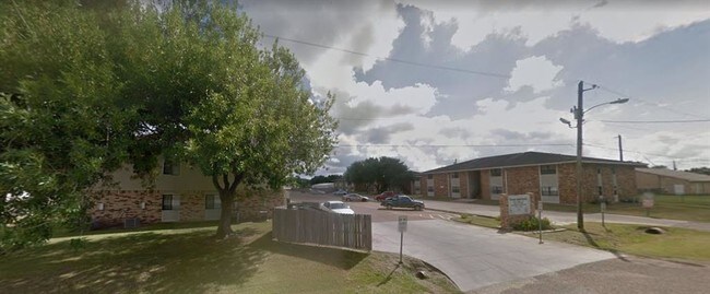 Foto del edificio - 307 S Bryan St