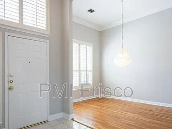 Building Photo - 9812 Enmore Ln