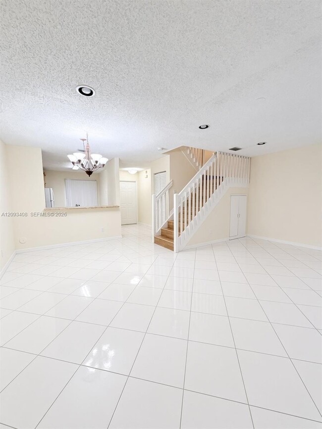 Foto del edificio - 20844 NW 2nd St