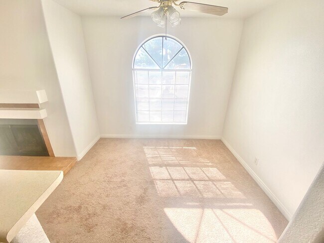 Building Photo - 2970 Juniper Hills Blvd