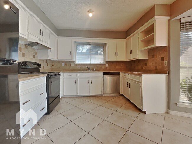 Foto del edificio - 314 Towne House Ln