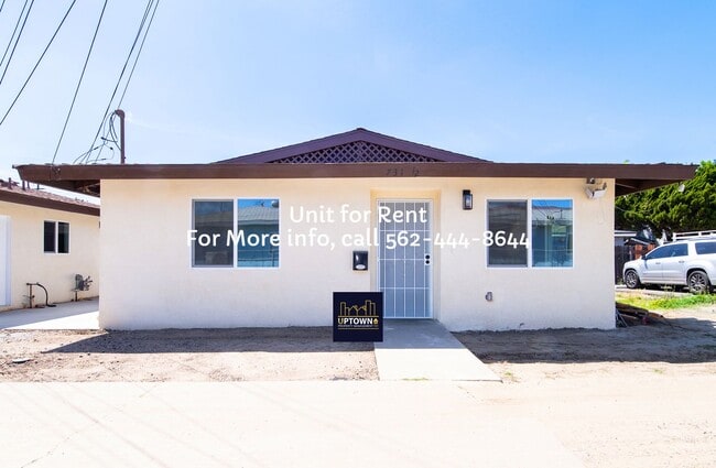 Foto del edificio - House - 2 Bedrooms + 1 Office / 1 Bathroom - Paramount