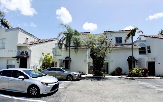 Building Photo - 4621 NW 97th Ct