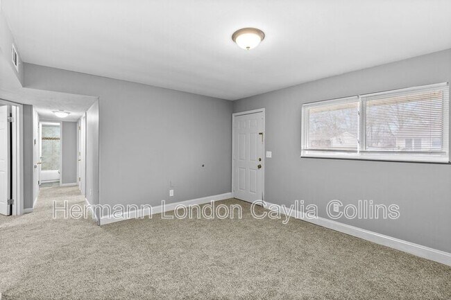 Building Photo - 2265 Grants Pkwy