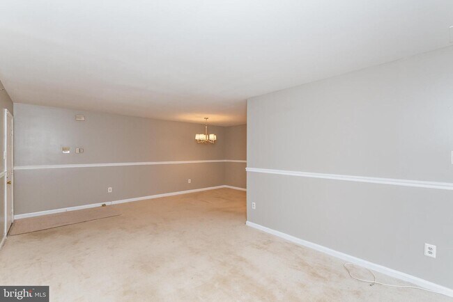 Foto del edificio - 201 Windmille Pointe Ct