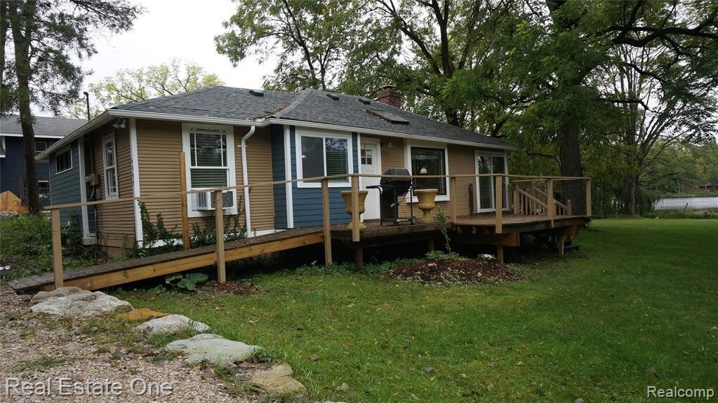 4995 Lockhart St, West Bloomfield Township, MI 48323 House Rental in