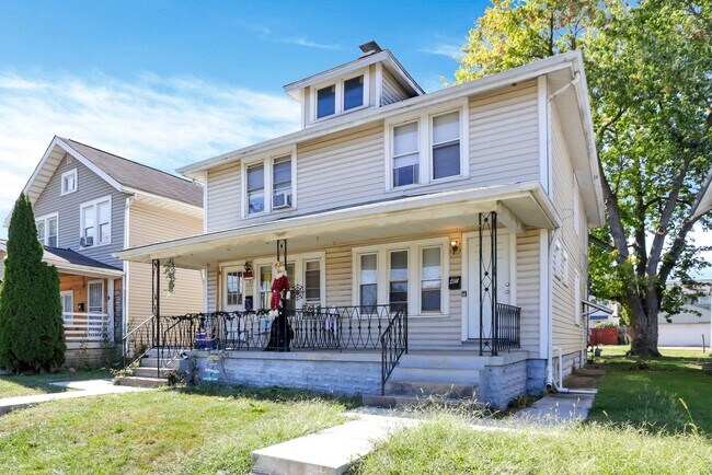 Building Photo - 45-47 N Hague Ave