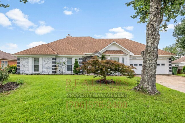 Foto del edificio - 5924 Big Oak Dr