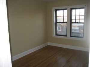 Building Photo - 4837 W Roscoe St