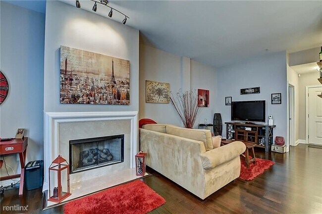 Building Photo - 1 br, 1 bath Condo - 11 Slocum St