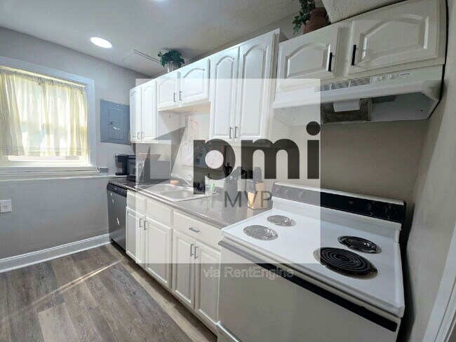 Foto del edificio - 4617 Langley Ave