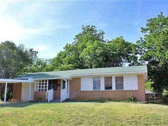 Primary Photo - 8008 Chaparral Dr
