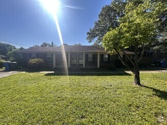 Building Photo - 4000 Webb Rd