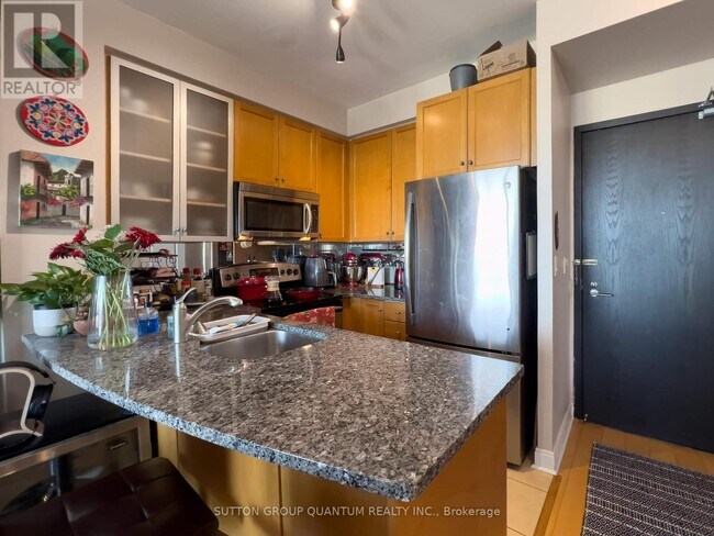 Photo du bâtiment - 18 Yorkville Ave