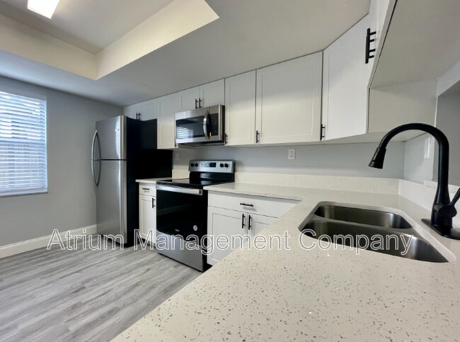 Foto del edificio - 5305 N Boulevard
