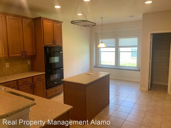 Foto del edificio - 4 br, 3.5 bath House - 27323 Trinity Cross