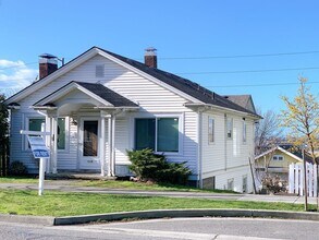 Building Photo - 1115 N Garden St