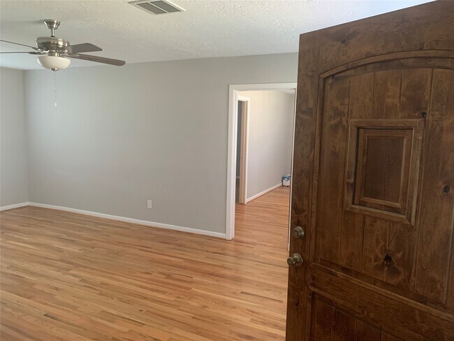 Building Photo - 22047 E Hammond Dr
