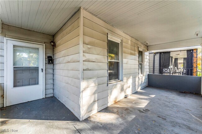 Foto del edificio - 2115 W 96th St