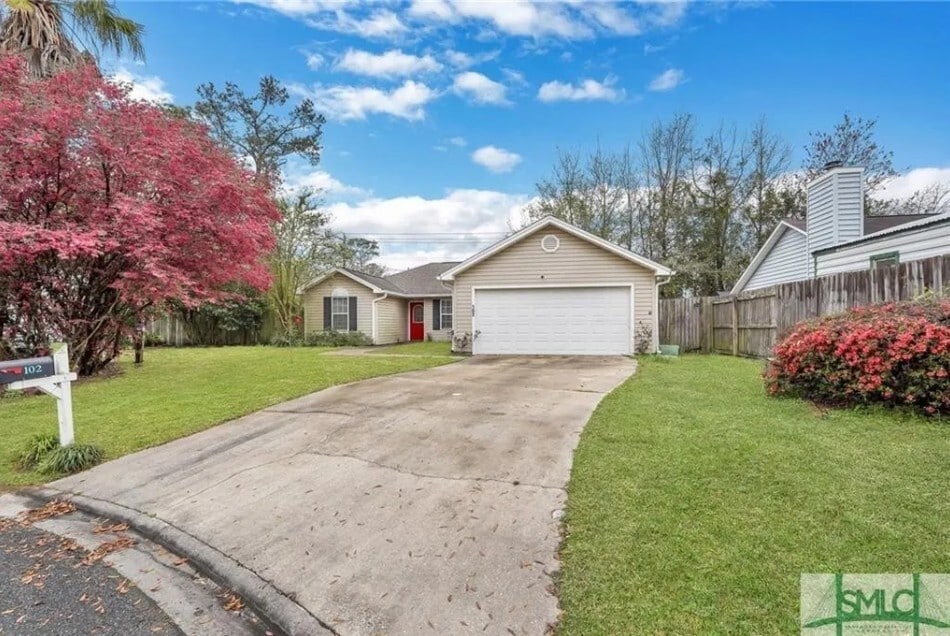 Foto principal - 102 Adams Ct