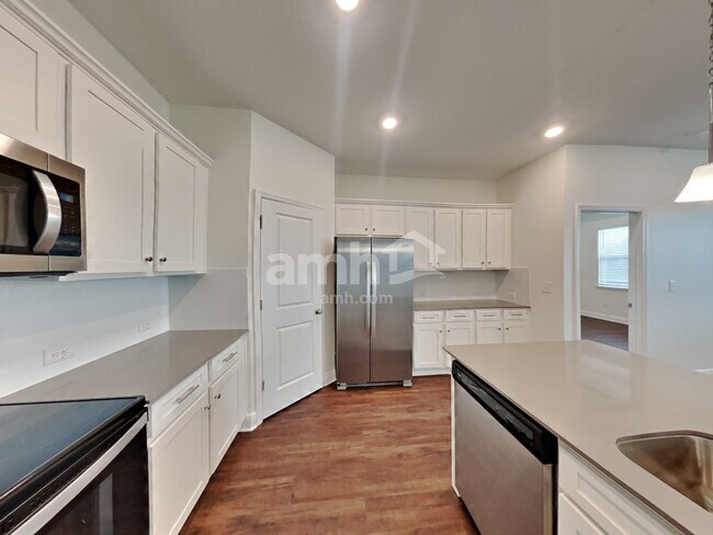 Foto del edificio - 6326 Emerald Hls Wy