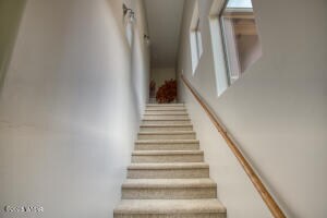 Building Photo - 3700 W Black Oak Loop