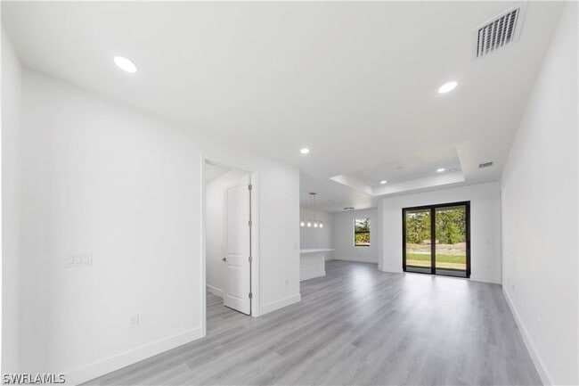 Foto del edificio - 1137 Damen St E