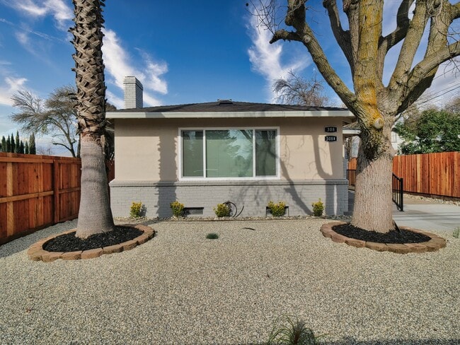 Foto del edificio - 308 6th St