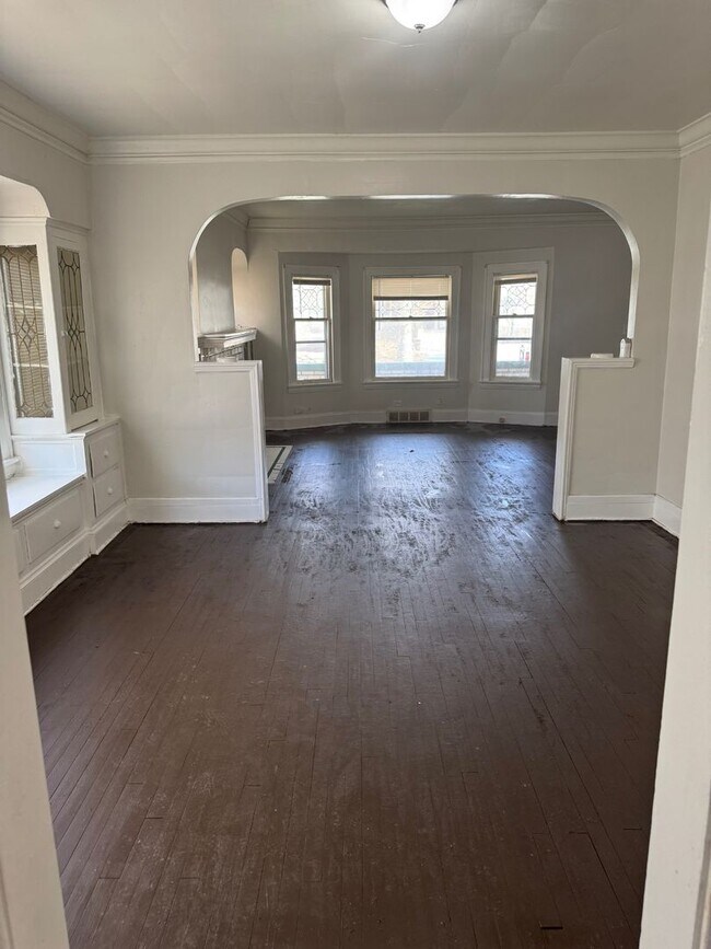 Foto del edificio - 3526 E 151st St