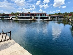 Building Photo - 15187 Loch Isle Dr W