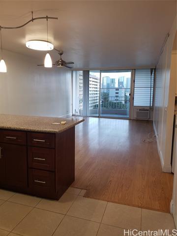 Building Photo - 1018 Lunalilo St