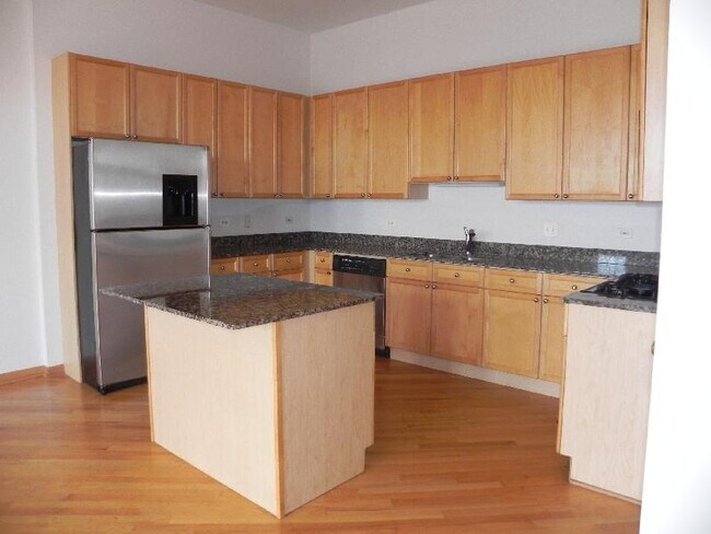 Foto del edificio - 2535 N Southport Ave