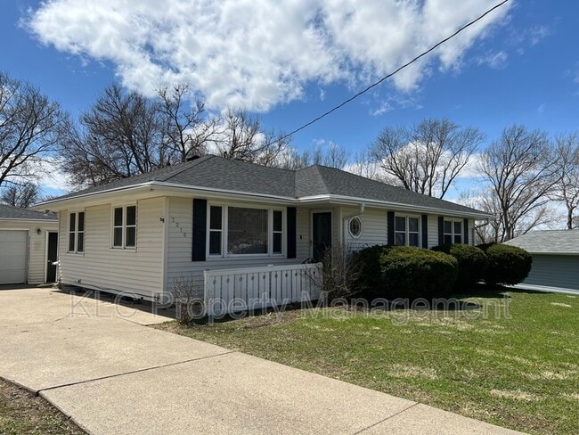 Building Photo - 7218 Maryland Dr